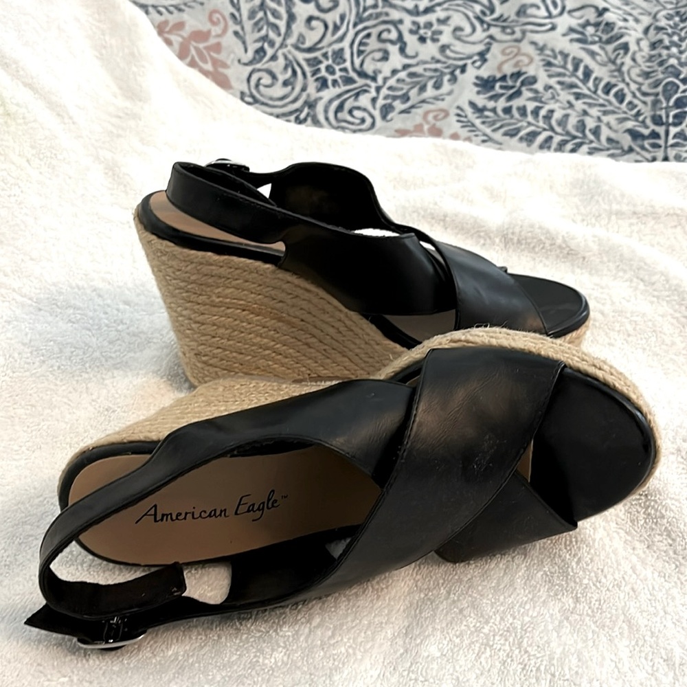 Casual shoes